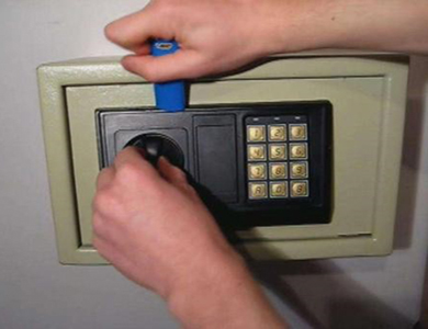 南雄24小时上门开锁公司